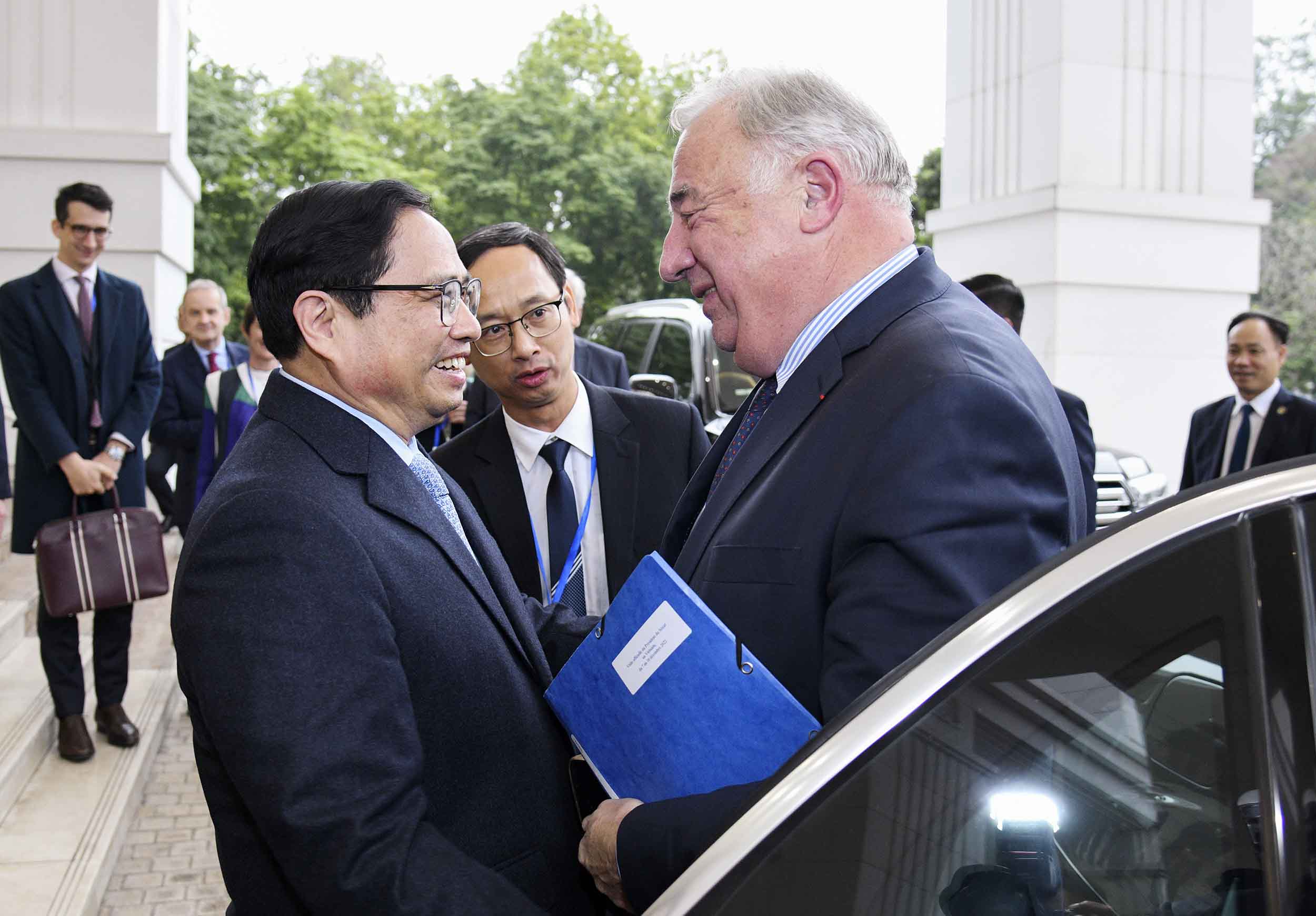 La coopération économique est un pilier important des relations Vietnam - France