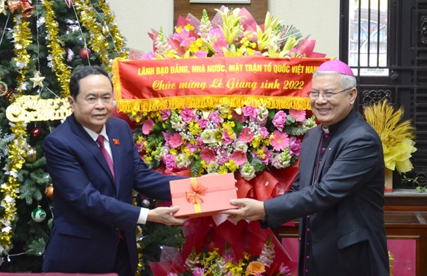 Le diocèse de Dà Nang et la Mission chrétienne comblés de vœux de Noël