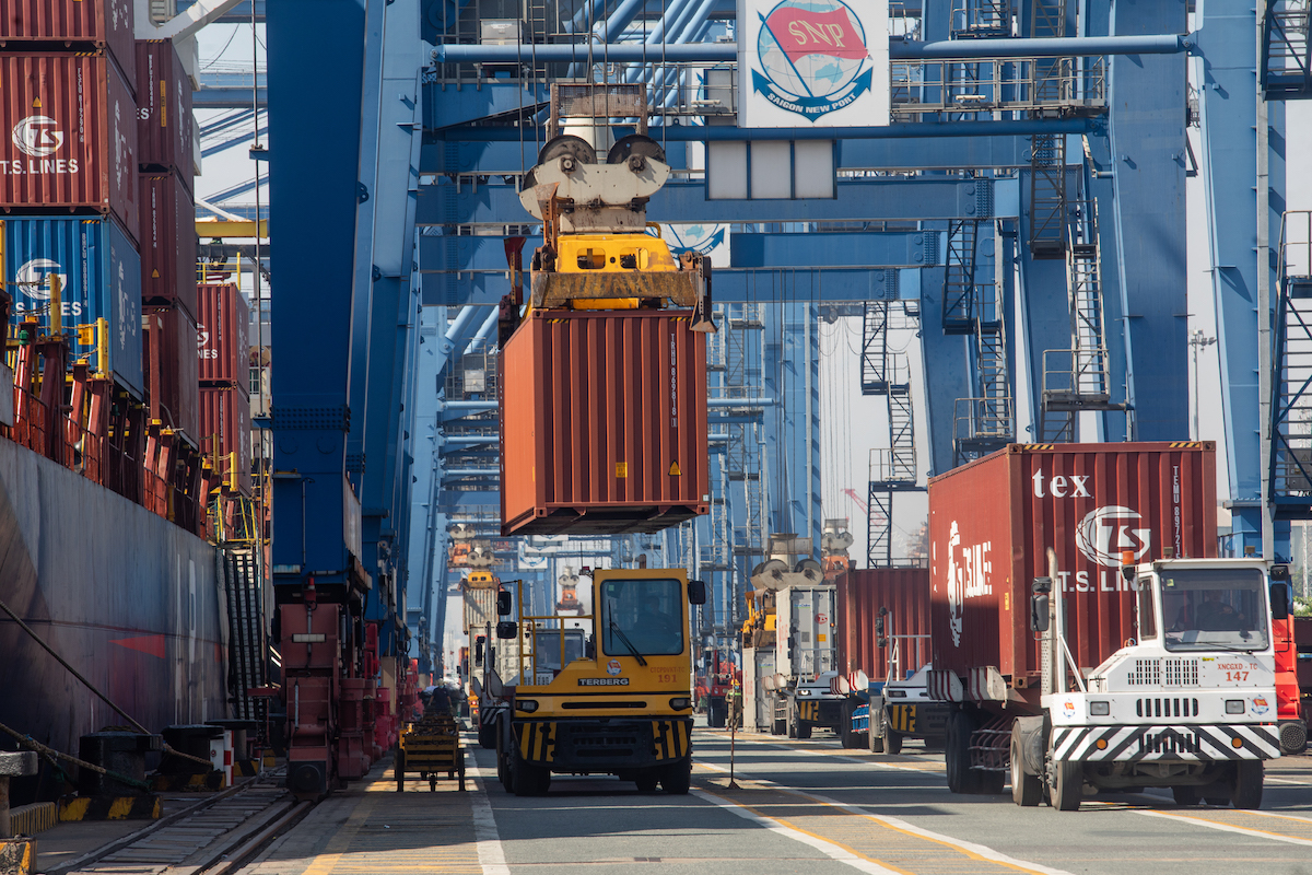Le commerce extérieur du Vietnam en 2022 dépasse les 730 milliards de dollars