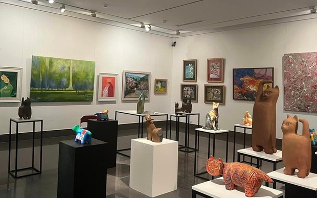 Une exposition présente l’image de chat - animal du zodiaque du prochain Nouvel An lunaire