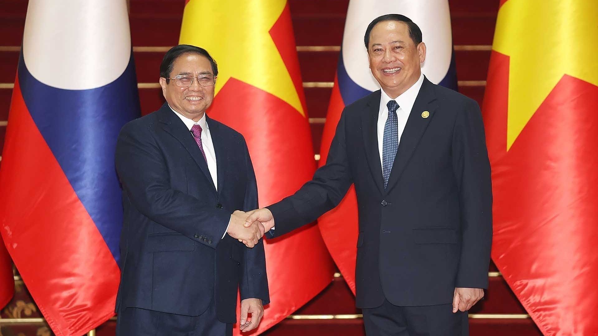 Entretien Pham Minh Chinh - Sonexay Siphandone