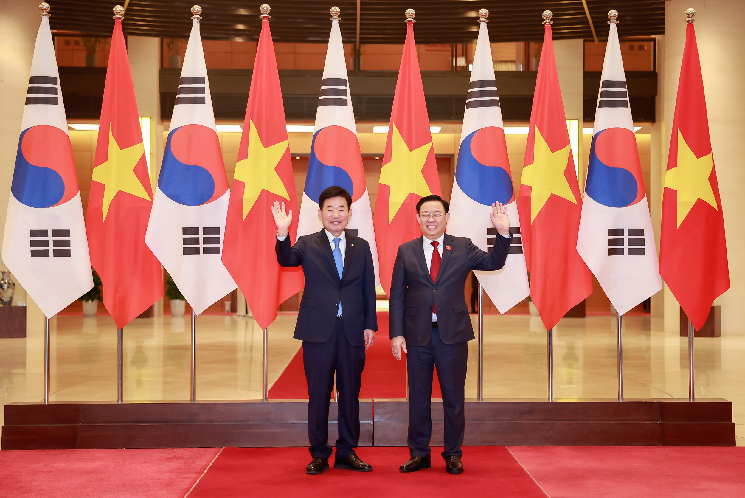 Entretien entre le président de l AN vietnamien et son homologue sud-coréen