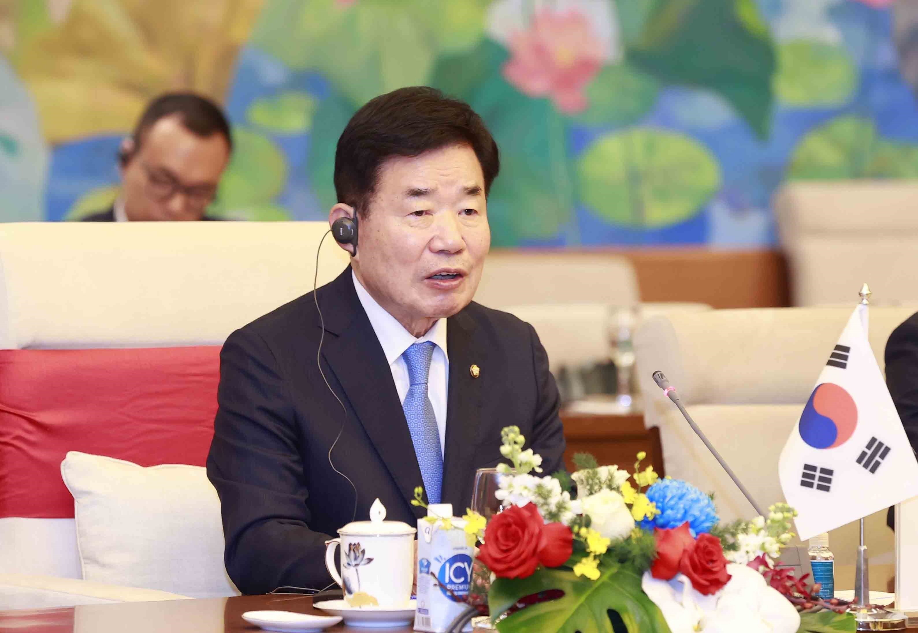 Le président de l Assemblée nationale sud-coréenne termine sa visite officielle au Vietnam