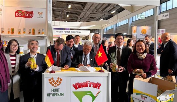 Des entreprises vietnamiennes au Fruit Logistica 2023 à Berlin
