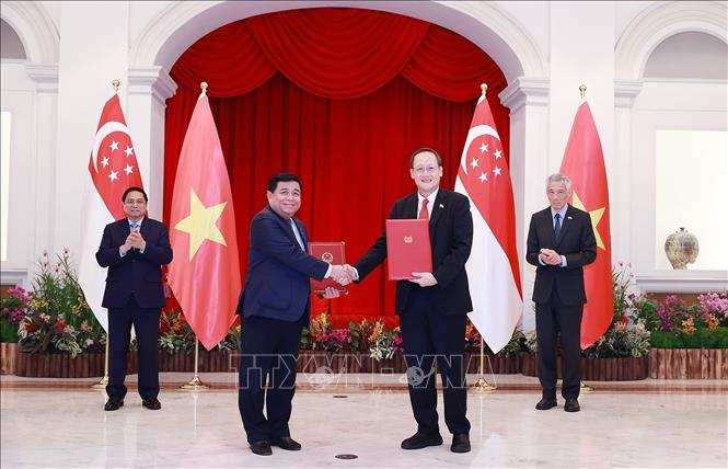 Les visites du PM donnent un nouvel élan aux liens avec Singapour et le Brunei