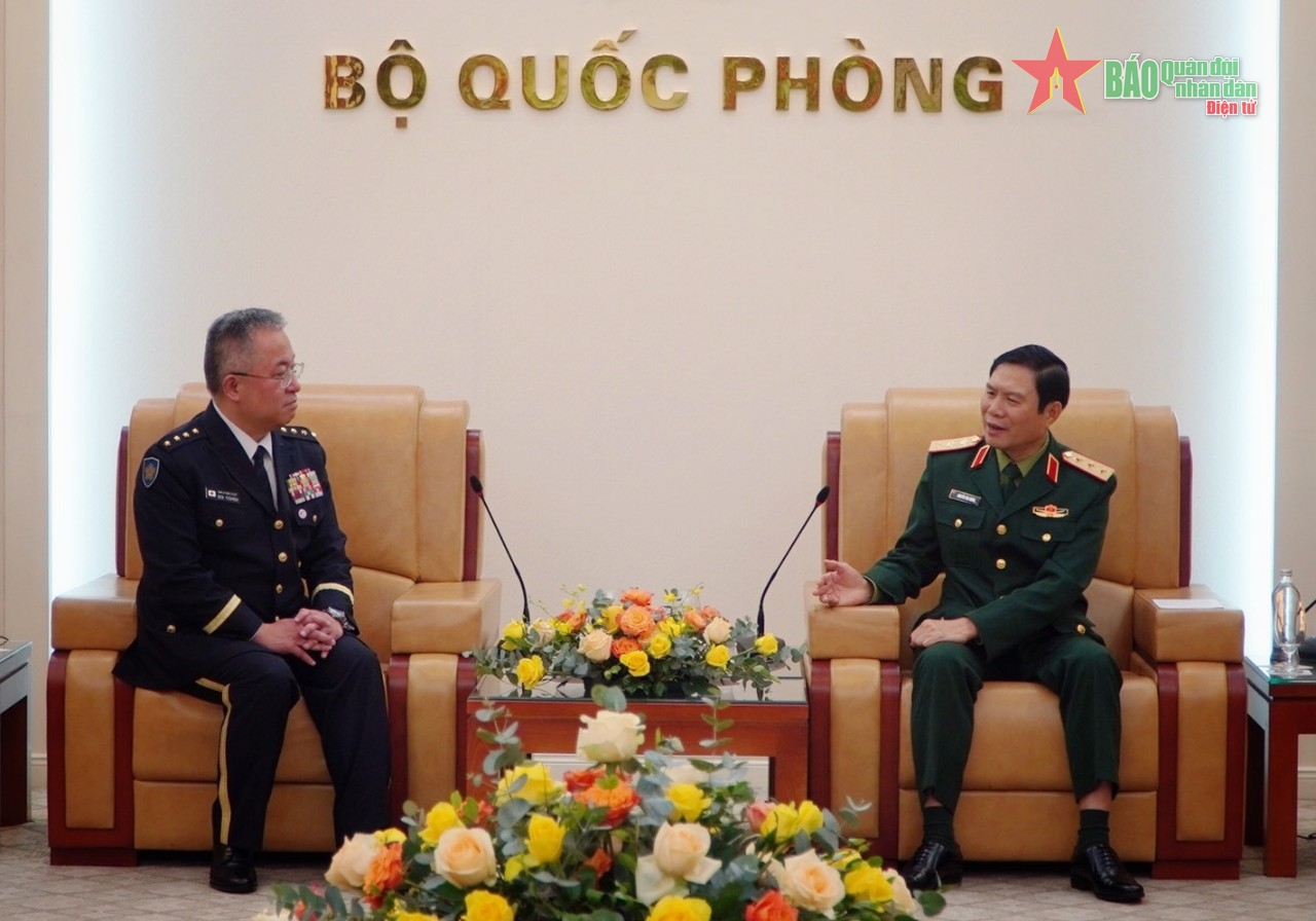 Les forces terrestres d’autodéfense du Vietnam et du Japon renforcent leurs relations