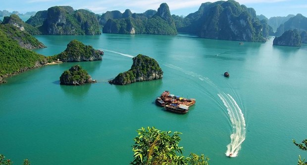 Les îles de Quang Ninh proposées de nouvelles destinations touristiques dans la baie de Bai Tu Long