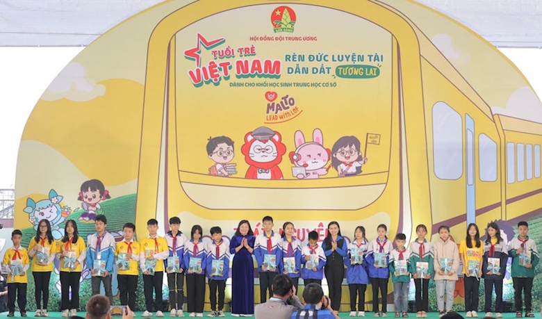 60 bourses à des enfants défavorisés de Thai Nguyen