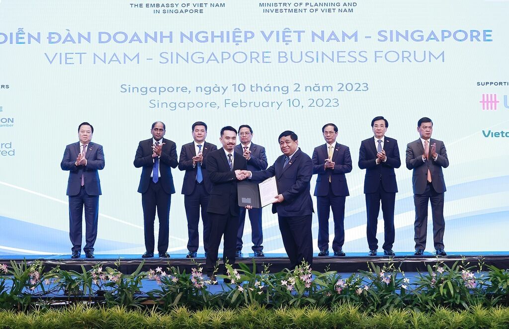 Janvier février Singapour en tête des économies recevant des investissements vietnamiens