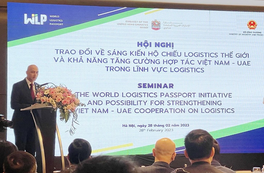 Lancement du programme de passeport logistique mondial WLP au Vietnam