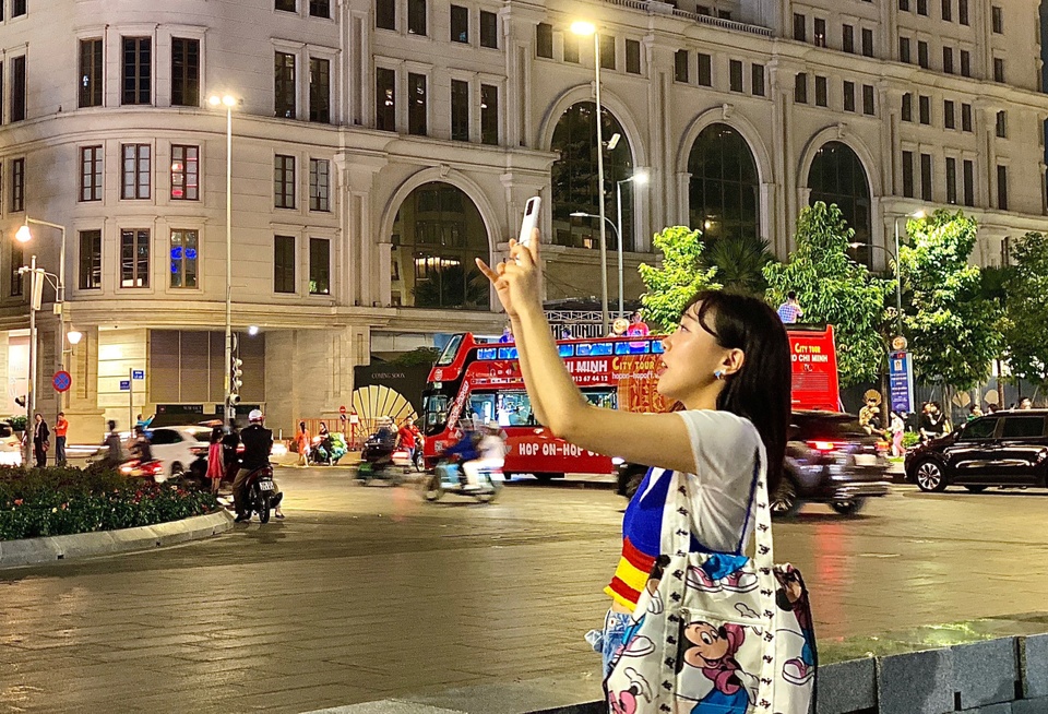 Les touristes étrangers impressionnés par le Vietnam dès leur première visite