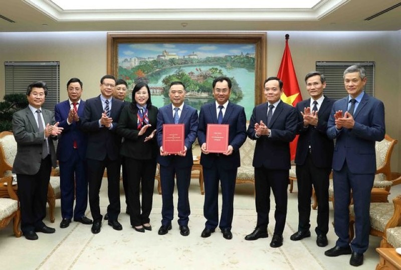 Sunny lance un investissement supplémentaire de plus de 2 milliards de dollars à Thai Nguyen