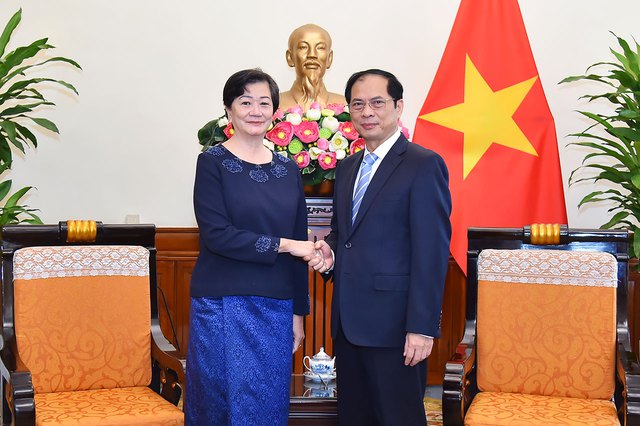 Le Cambodge souhaite partager des expériences dans l organisation des SEA Games avec le Vietnam