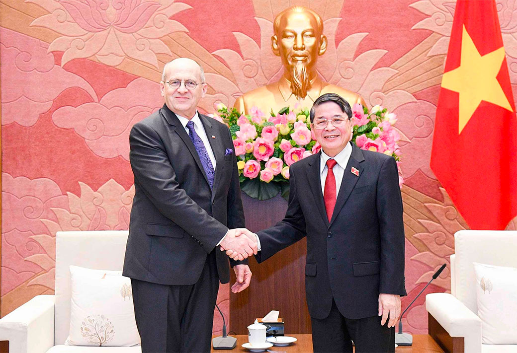 Vietnam et Pologne souhaitent renforcer la coopération multiforme