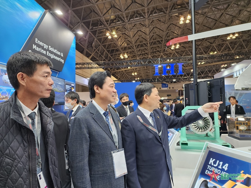Le Vietnam participe à l exposition d équipements de défense et de sécurité au Japon