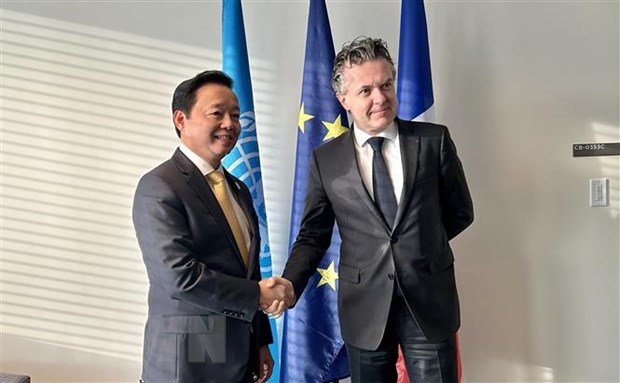 Poursuite des activités du vice-PM Tran Hong Ha à la Conférence des Nations Unies sur l eau