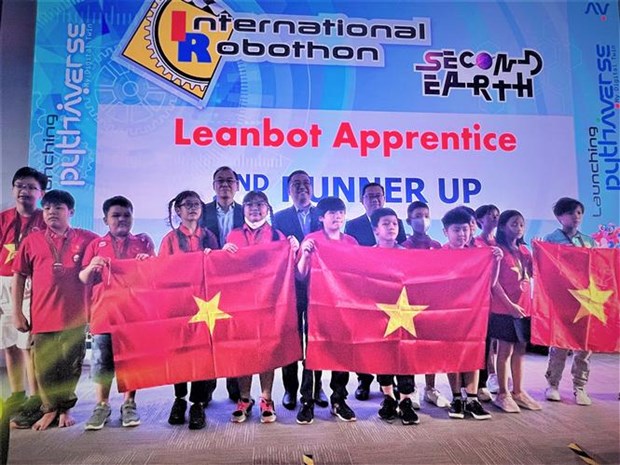 Robothon International 2023 le Vietnam remporte de nombreux prix