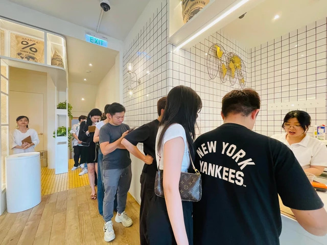 Les chaînes internationales de café débarquent au Vietnam