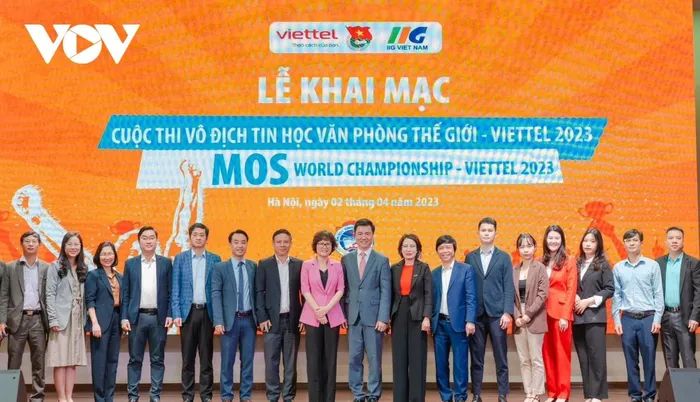 Près de 2 200 jeunes au Championnat du monde d informatique bureautique-Viettel 2023