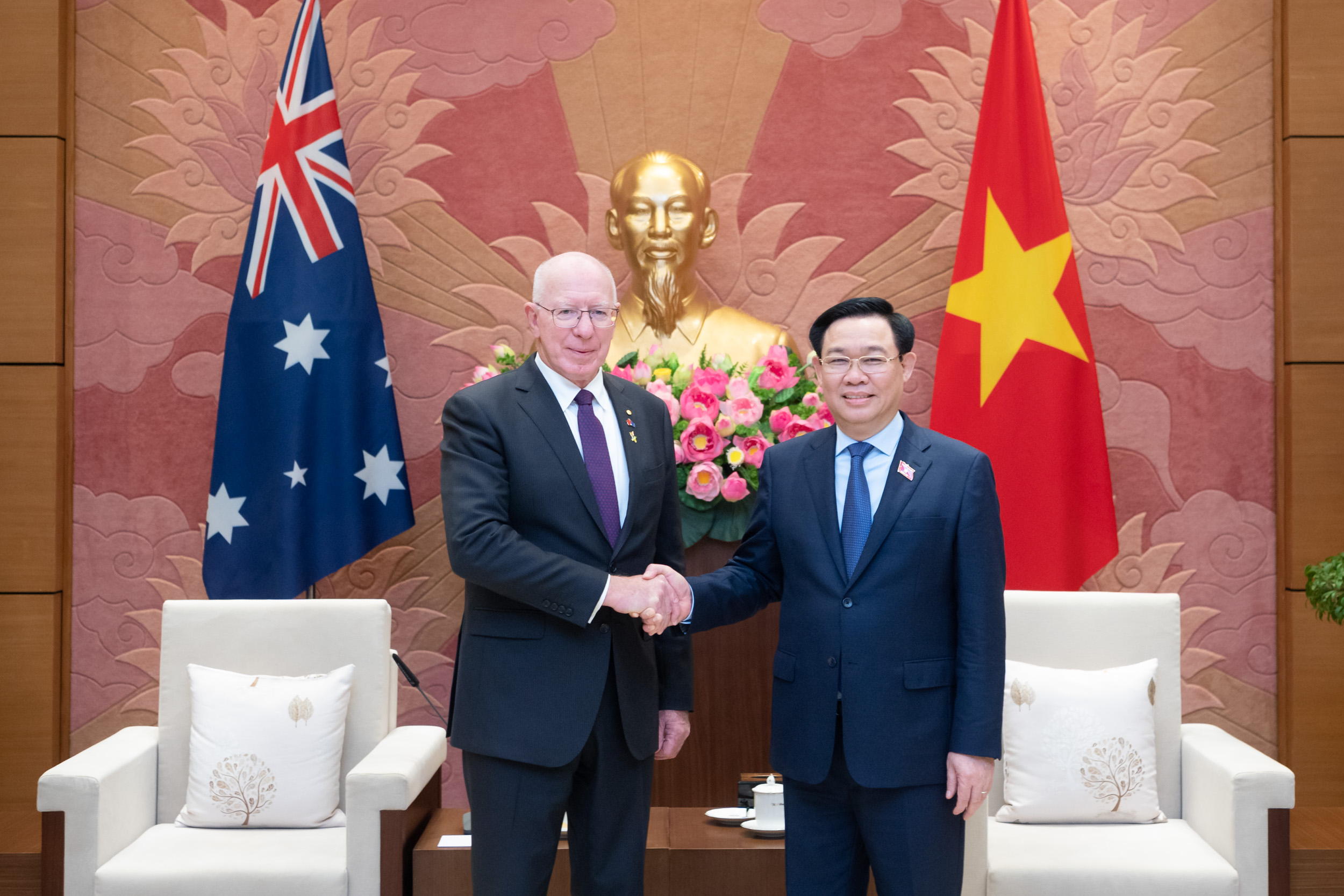 Entrevue entre David Hurley et Vuong Dinh Huê