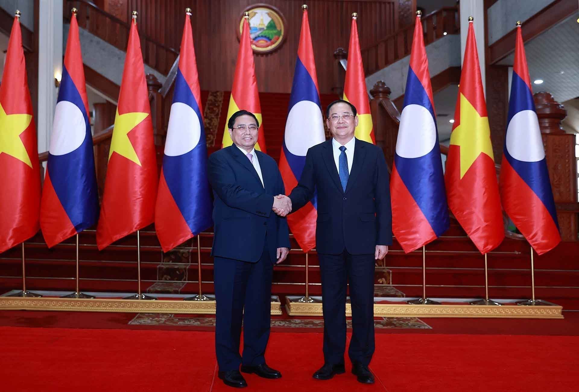 Le Premier ministre Pham Minh Chinh rencontre son homologue lao Sonexay Siphandone