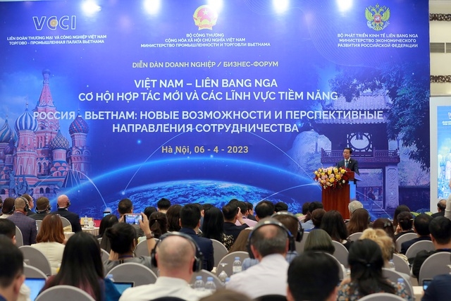 Le forum des entreprises Vietnam-Russie souligne des liens économiques florissants