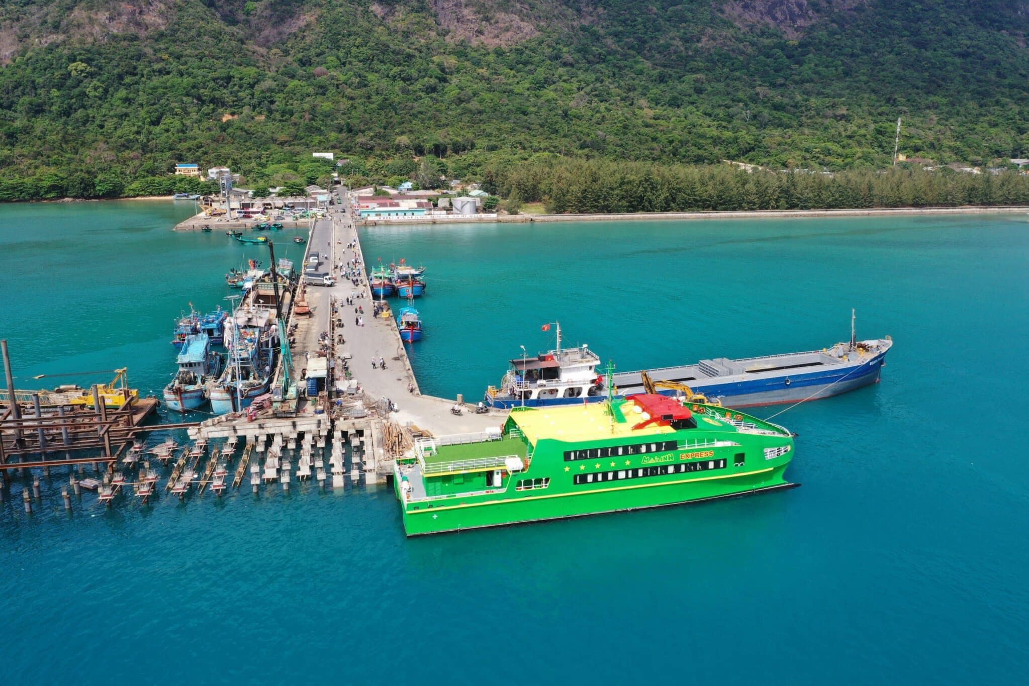 Le nouveau port de passagers de Con Dao accueille son premier navire à grande vitesse
​