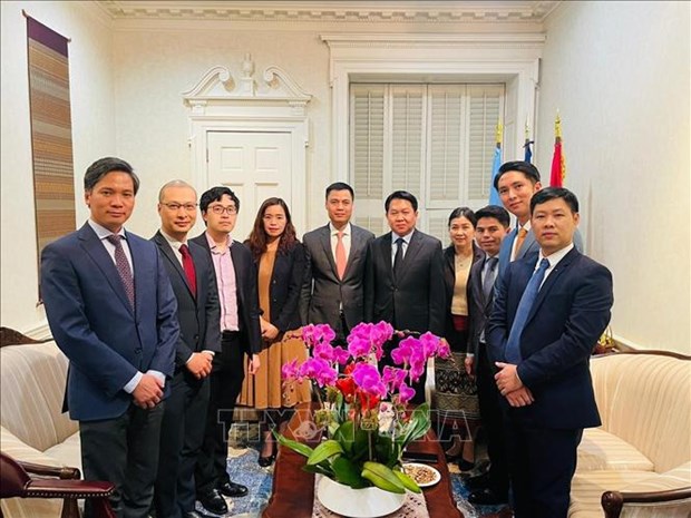 Le Vietnam félicite le Laos et le Cambodge pour leur Nouvel An