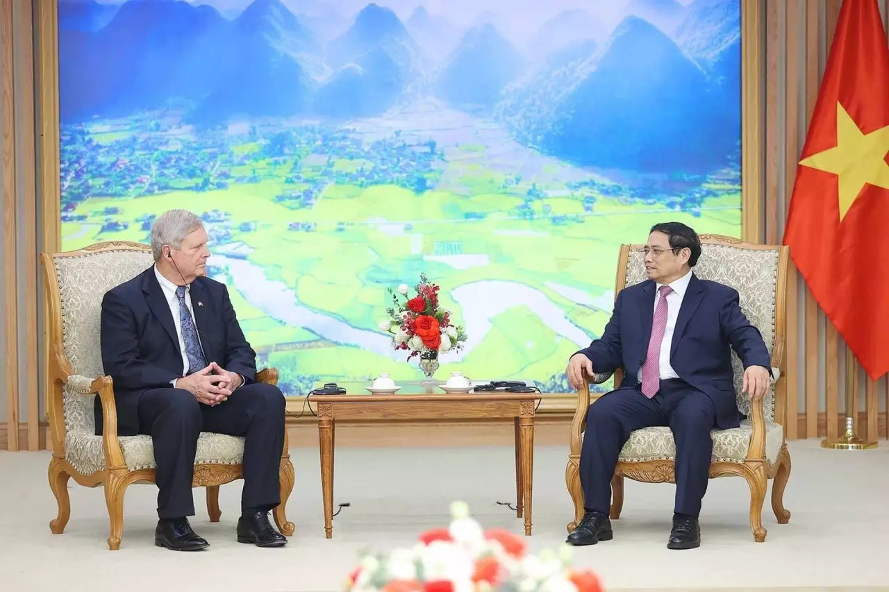 Le Premier ministre Pham Minh Chinh reçoit le secrétaire d État américain à l Agriculture