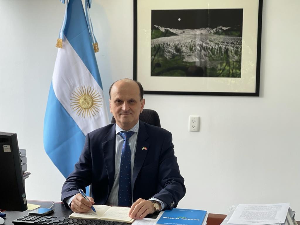 Le diplomate argentin souligne l importance de la visite du président de l AN Vuong Dinh Hue