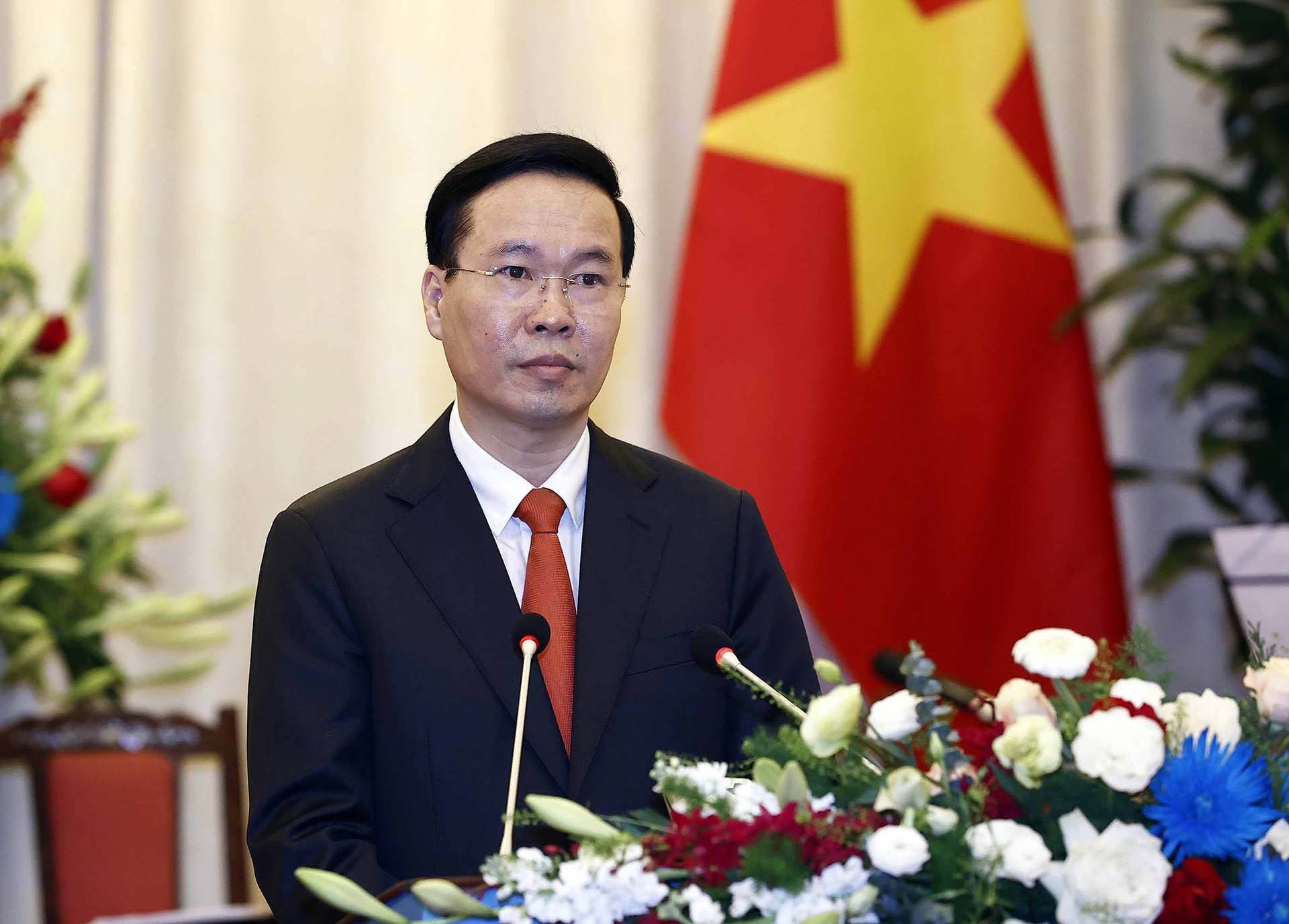 Le président Vo Van Thuong assistera à la cérémonie de couronnement du roi Charles III