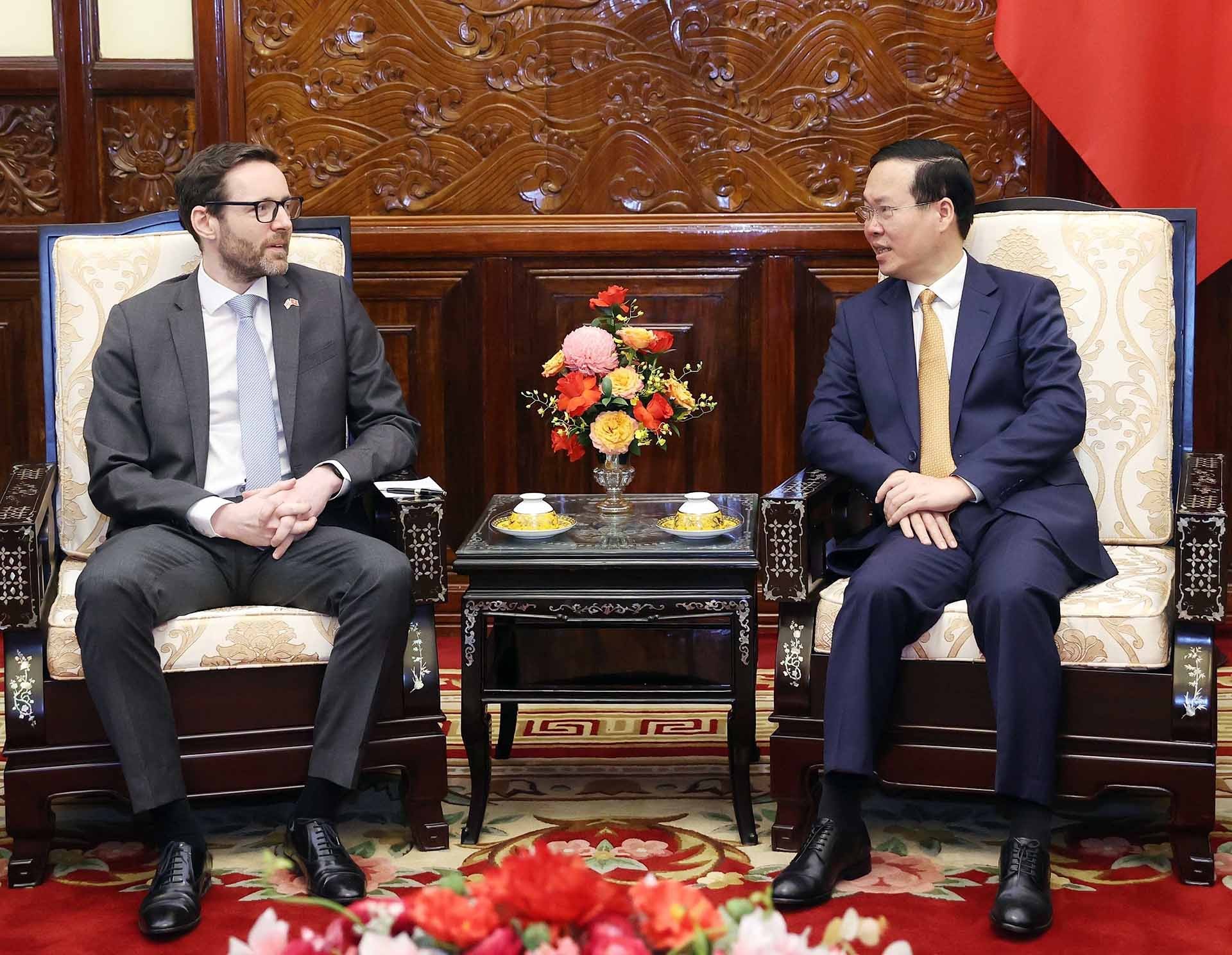 Le président Vo Van Thuong reçoit l ambassadeur britannique
