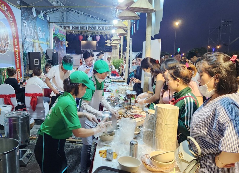 Le festival culturel et gastronomique du Vietnam 2023 accueille plus de 30 000 visiteurs