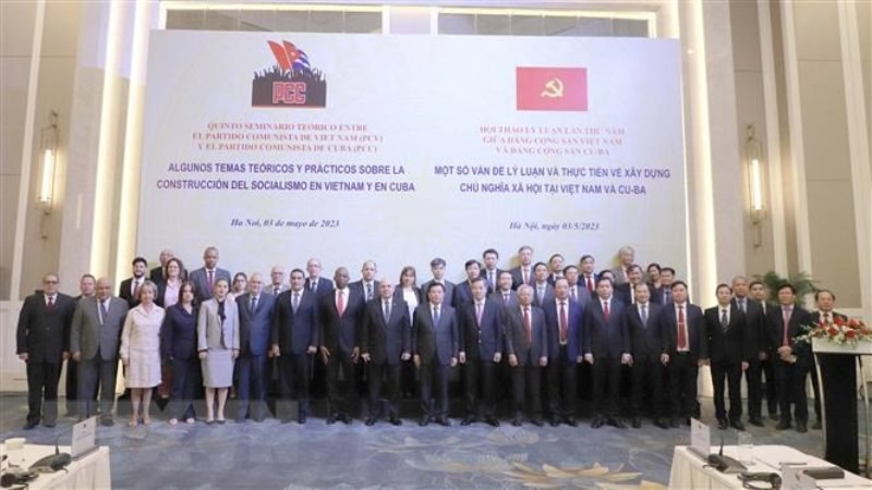 Colloque théorique entre les Partis communistes du Vietnam et de Cuba