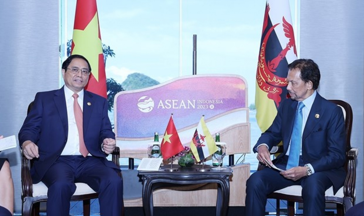 Le Premier ministre Pham Minh Chinh rencontre le sultan de Brunei