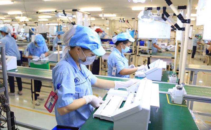 Le marché du travail au deuxième trimestre  création de 150 000 nouveaux emplois