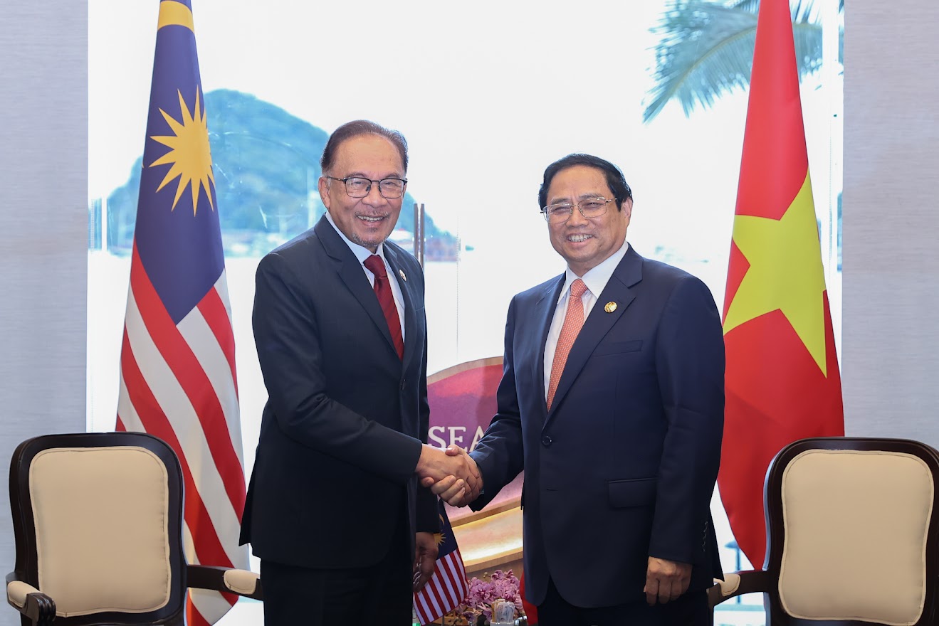 ASEAN le Premier ministre Pham Minh Chinh rencontre son homologue malaisien