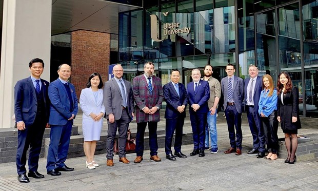 Renforcement de la coopération Vietnam-Irlande du Nord dans l enseignement supérieur