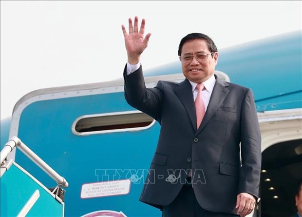 Le Premier ministre Pham Minh Chinh part pour le Sommet du G7 élargi