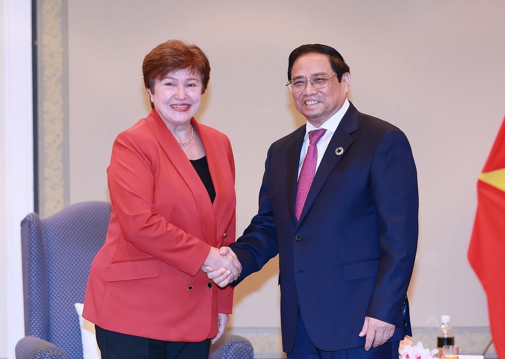 Le PM Pham Minh Chinh rencontre des dirigeants du FMI et de l OCDE