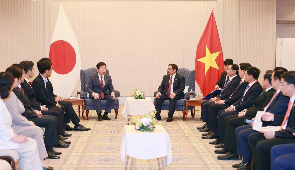 Le Premier ministre Pham Minh Chinh reçoit des parlementaires japonais à Hiroshima
