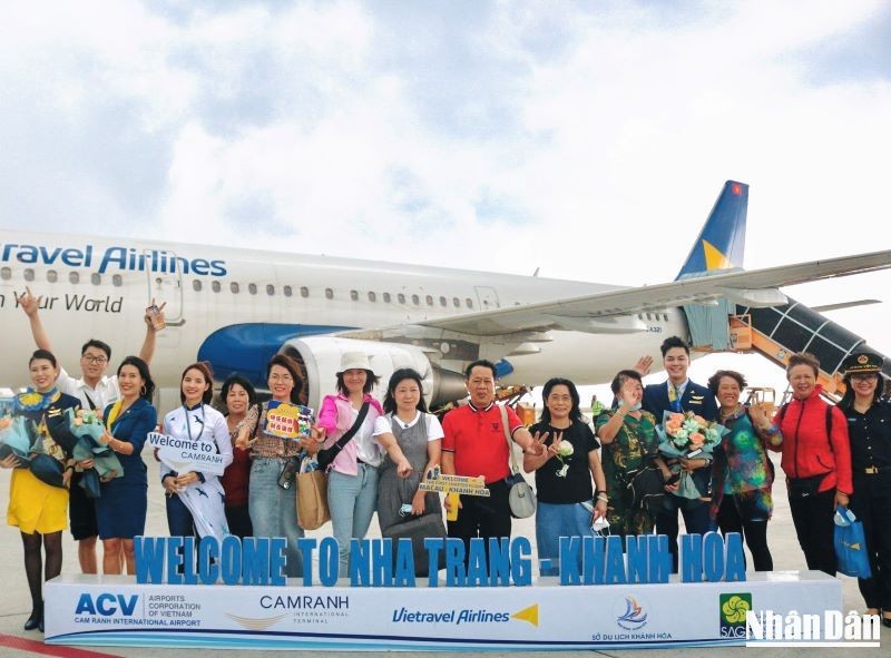 Vietravel Airlines lance des vols directs de Dà Nang Cam Ranh à Macao