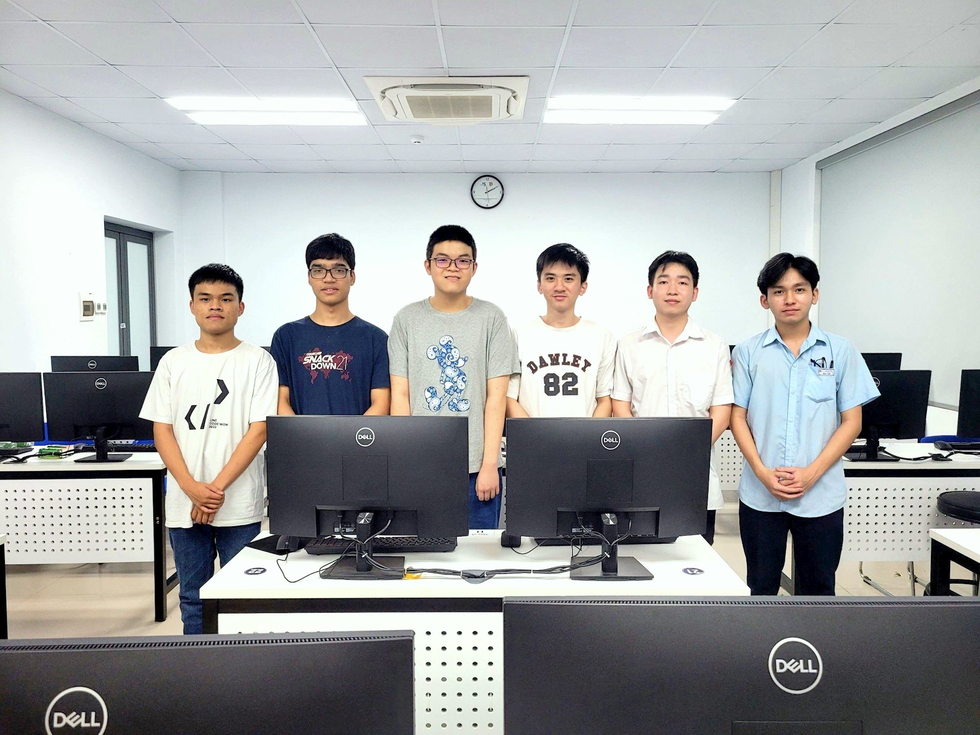 Olympiades d informatique d Asie-Pacifique tous les concurrents vietnamiens primés
