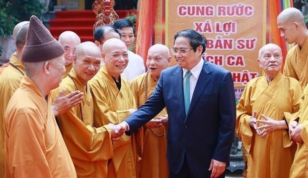 Le Premier ministre vietnamien présente ses félicitations pour le 2567e anniversaire du Bouddha