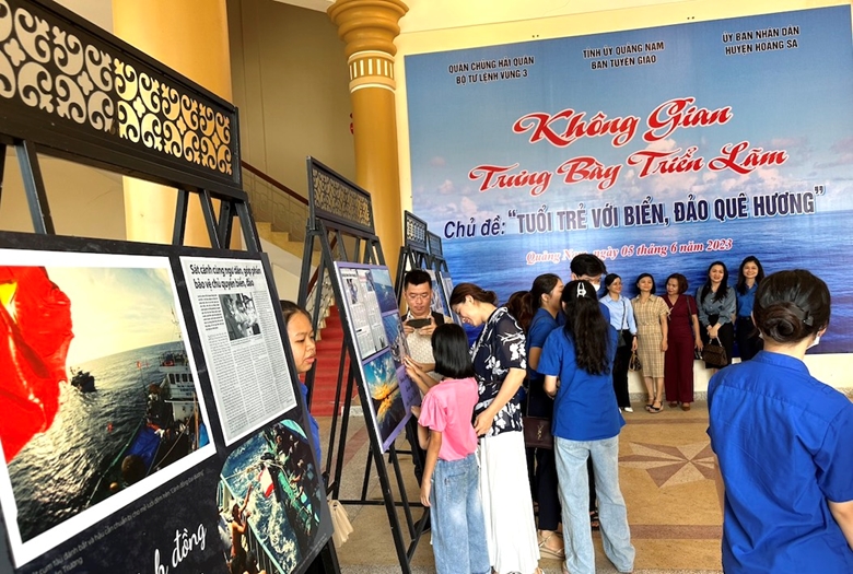 Exposition sur les eaux et les îles de la Patrie à Quang Nam