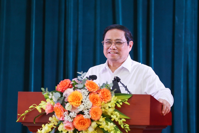 Le Premier ministre Pham Minh Chinh travaille avec l’Association des journalistes