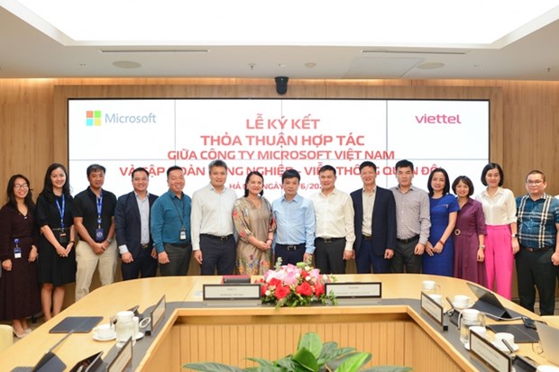 Coopération resserrée entre Viettel et Microsoft Vietnam dans le développement d applications d IA