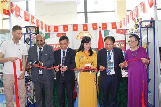 Le Vietnam à la 54e Foire internationale d Alger