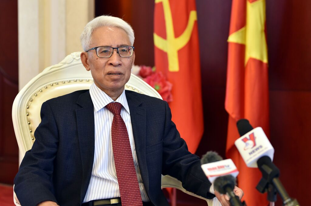 Signification importante de la visite officielle du PM en Chine et de sa participation au WEF