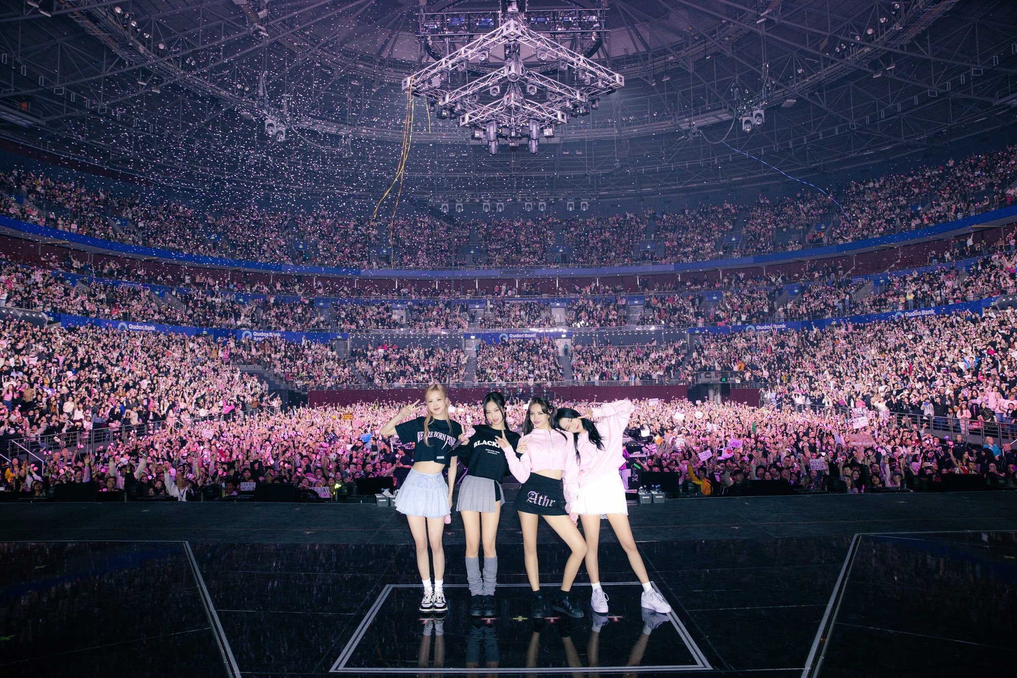 BlackPink aura deux soirées de représentation au stade My Dinh à Hanoï